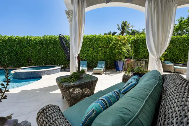 $4,349,000 | 712 Northeast 71st Street, Boca Raton, FL 33487