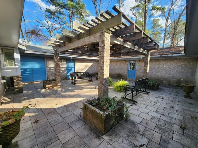 $499,000 | 349 White Oak Lane, Natchitoches, LA 71457