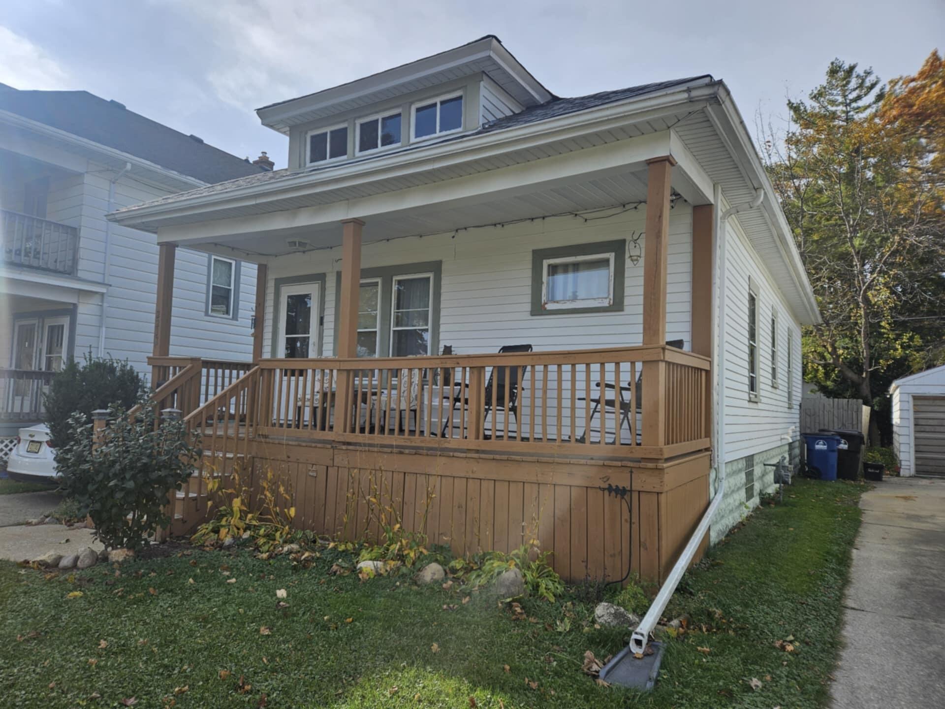 2218 Carlisle Avenue Racine, WI 53404 - Photo 1 of 1 8fe48eda-584f-4a49-bd67-91ee6a9060d6