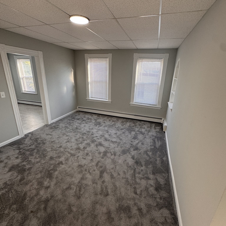 77 Oak Street, Unit 2 Gardner, MA 01440 - Photo 11 of 16 Gallery Image 11