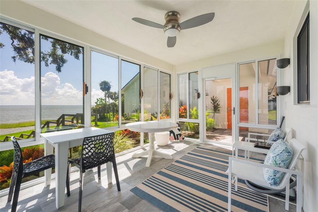 17640 Broad Street Montverde, FL 34756 - Photo 26 of 48 a view of a livingroom with furniture and a table
