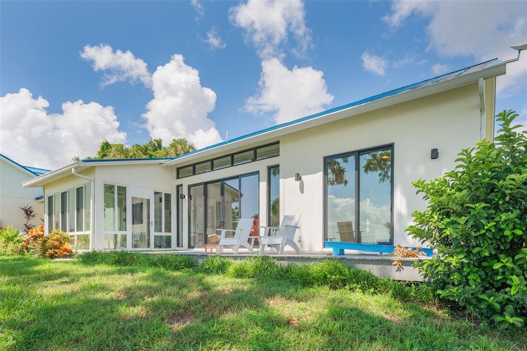 17640 Broad Street Montverde, FL 34756 - Photo 29 of 48 a view of a house with backyard