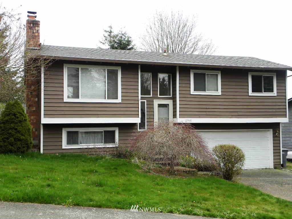 12940 Southeast 159th Street Renton, WA 98058 - Photo 1 of 11 Gallery Image 1