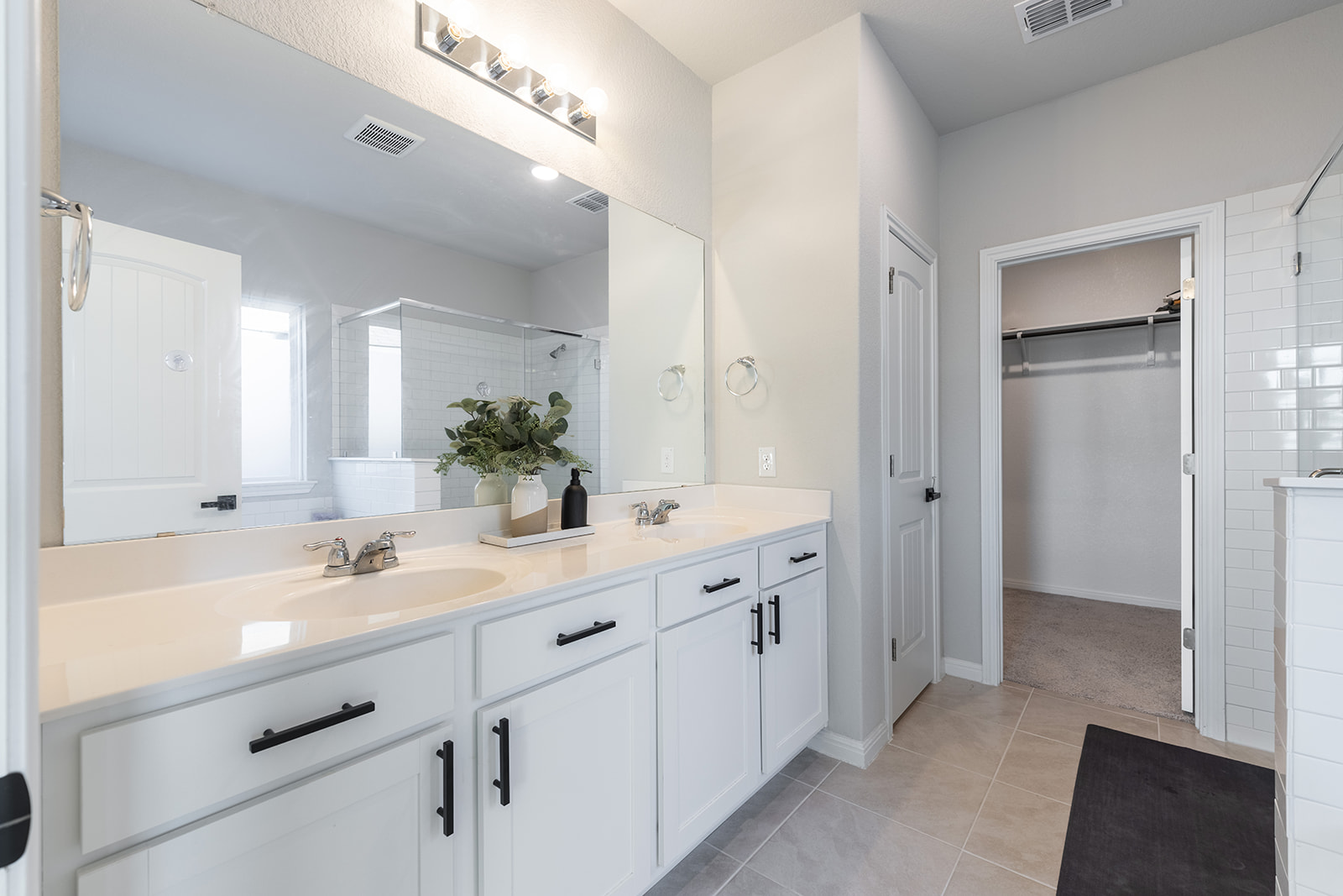 13117 Lapoynor Street Manor, TX 78653 - Photo 14 of 33