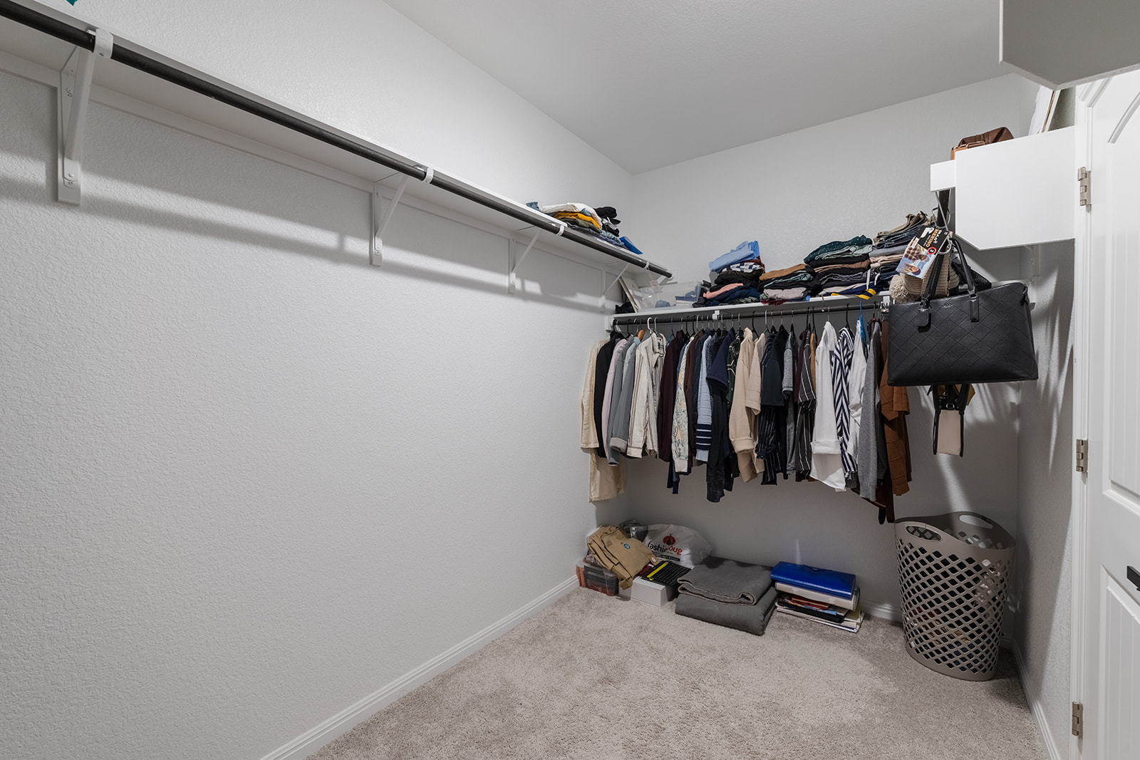 13117 Lapoynor Street Manor, TX 78653 - Photo 16 of 33