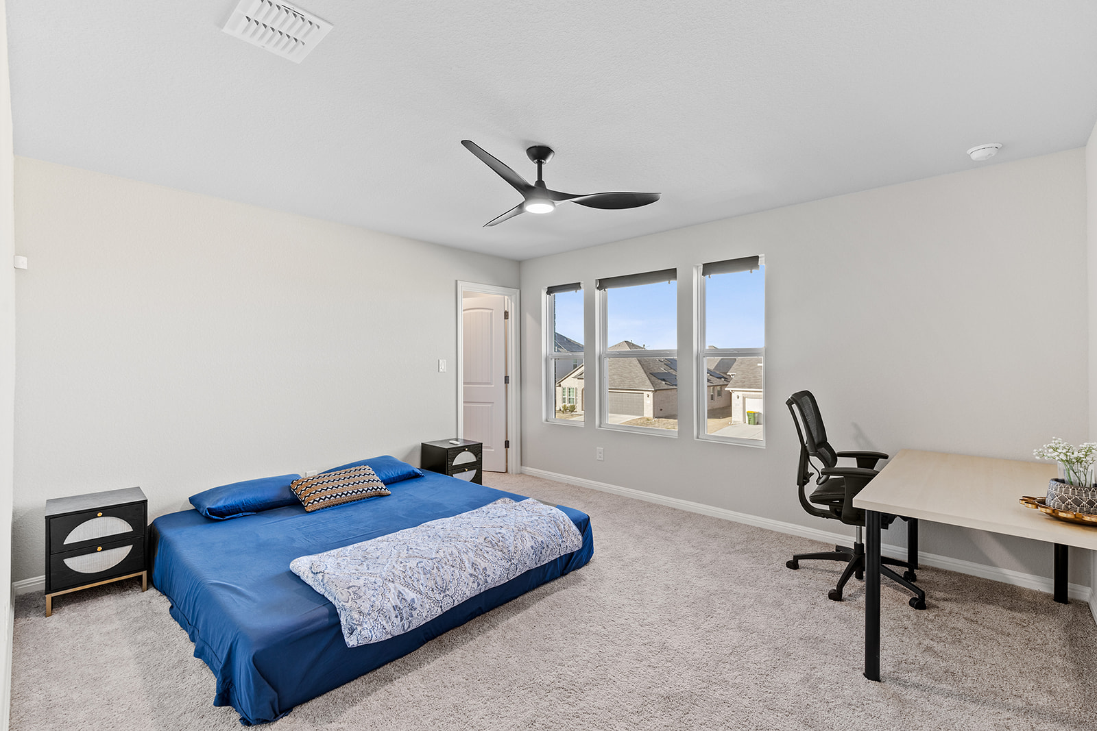 13117 Lapoynor Street Manor, TX 78653 - Photo 19 of 33