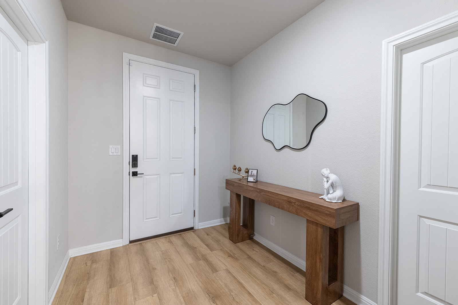 13117 Lapoynor Street Manor, TX 78653 - Photo 22 of 33