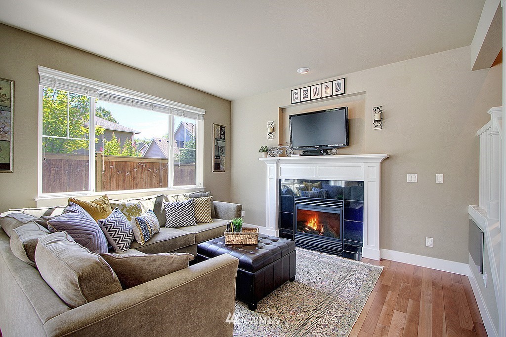 16411 35th Drive Southeast Bothell, WA 98012 - Photo 5 of 20 Gallery Image 5