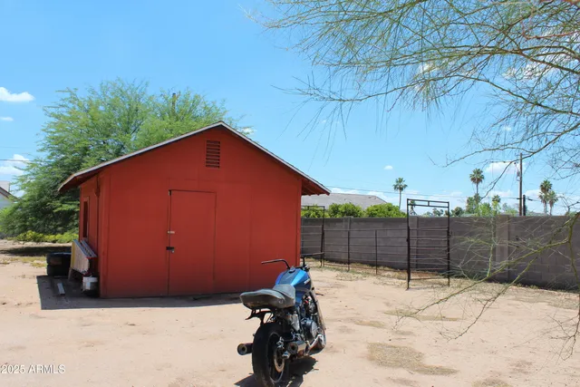 $850,000 | 15621 North 37th Street, Unit 46, Phoenix, AZ 85032