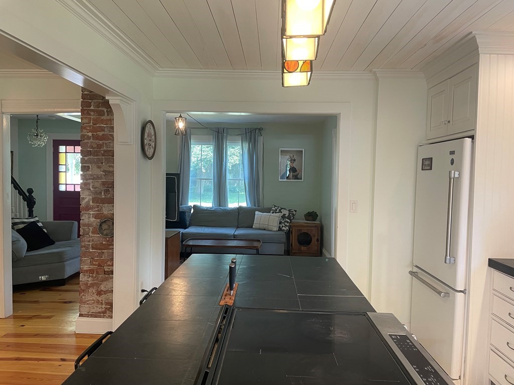 726 Colrain Road Greenfield, MA 01301 - Photo 14 of 41 Gallery Image 14