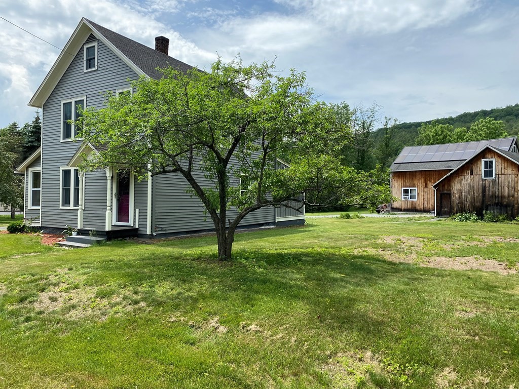726 Colrain Road Greenfield, MA 01301 - Photo 4 of 41 Gallery Image 4