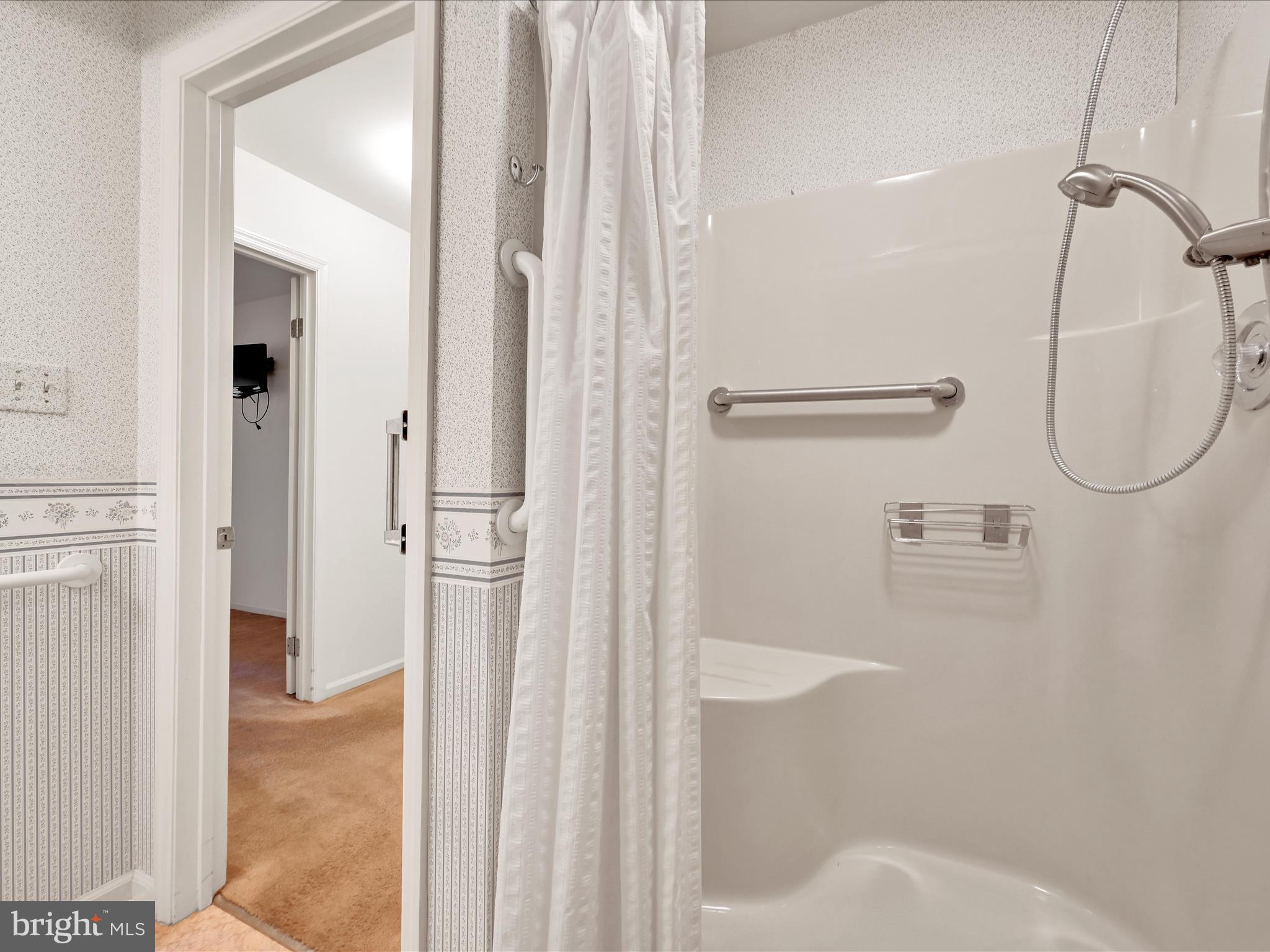 130 Pinnacle Point Drive Lancaster, PA 17601 - Photo 20 of 28 Bathroom