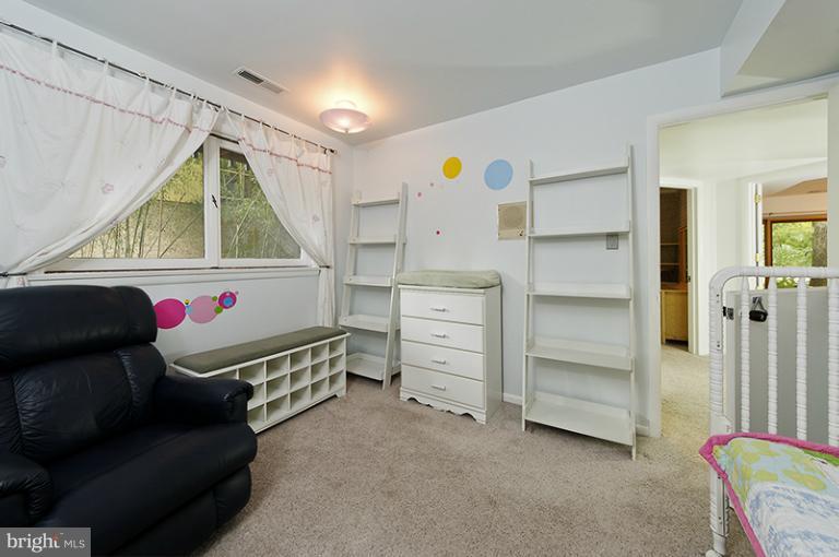 11240 South Shore Road Reston, VA 20190 - Photo 2 of 30 Bedroom
