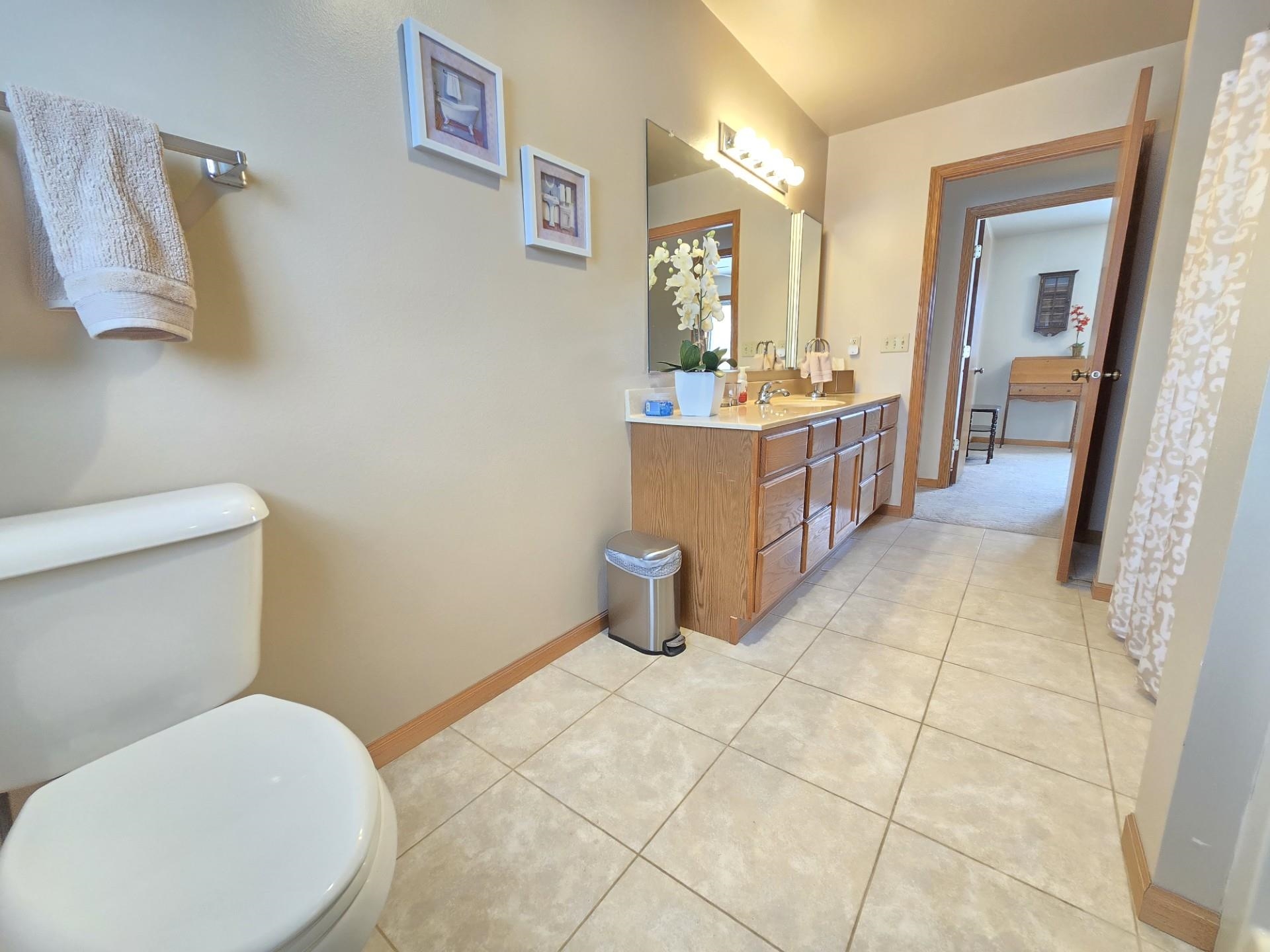 9268 Tri-County Road Ripon, WI 54971 - Photo 17 of 27