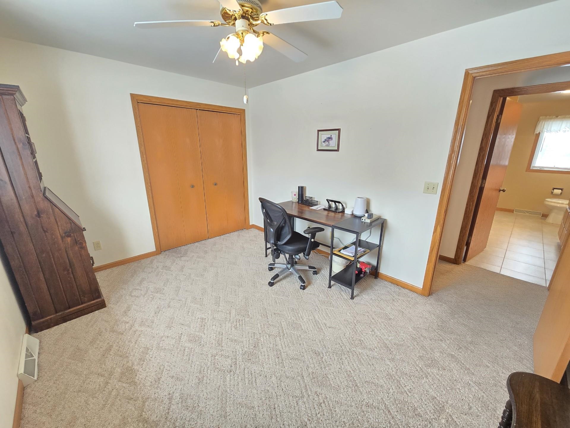 9268 Tri-County Road Ripon, WI 54971 - Photo 18 of 27