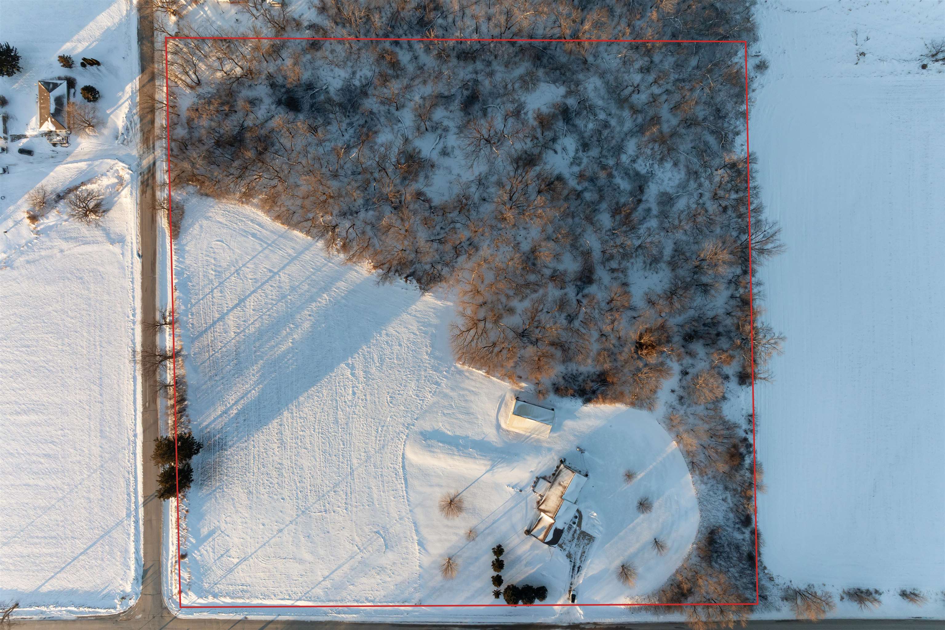 9268 Tri-County Road Ripon, WI 54971 - Photo 21 of 27