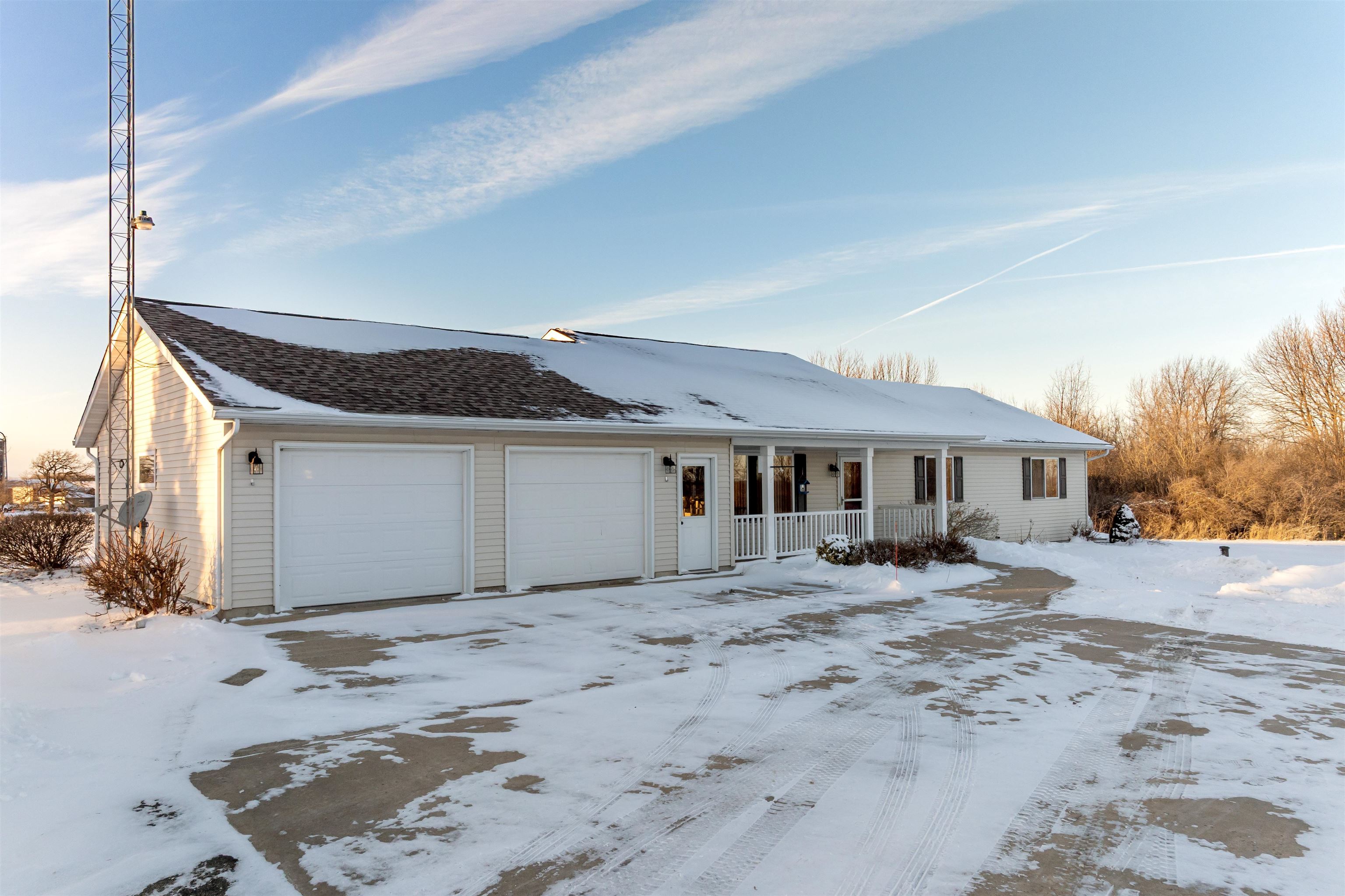 9268 Tri-County Road Ripon, WI 54971 - Photo 23 of 27