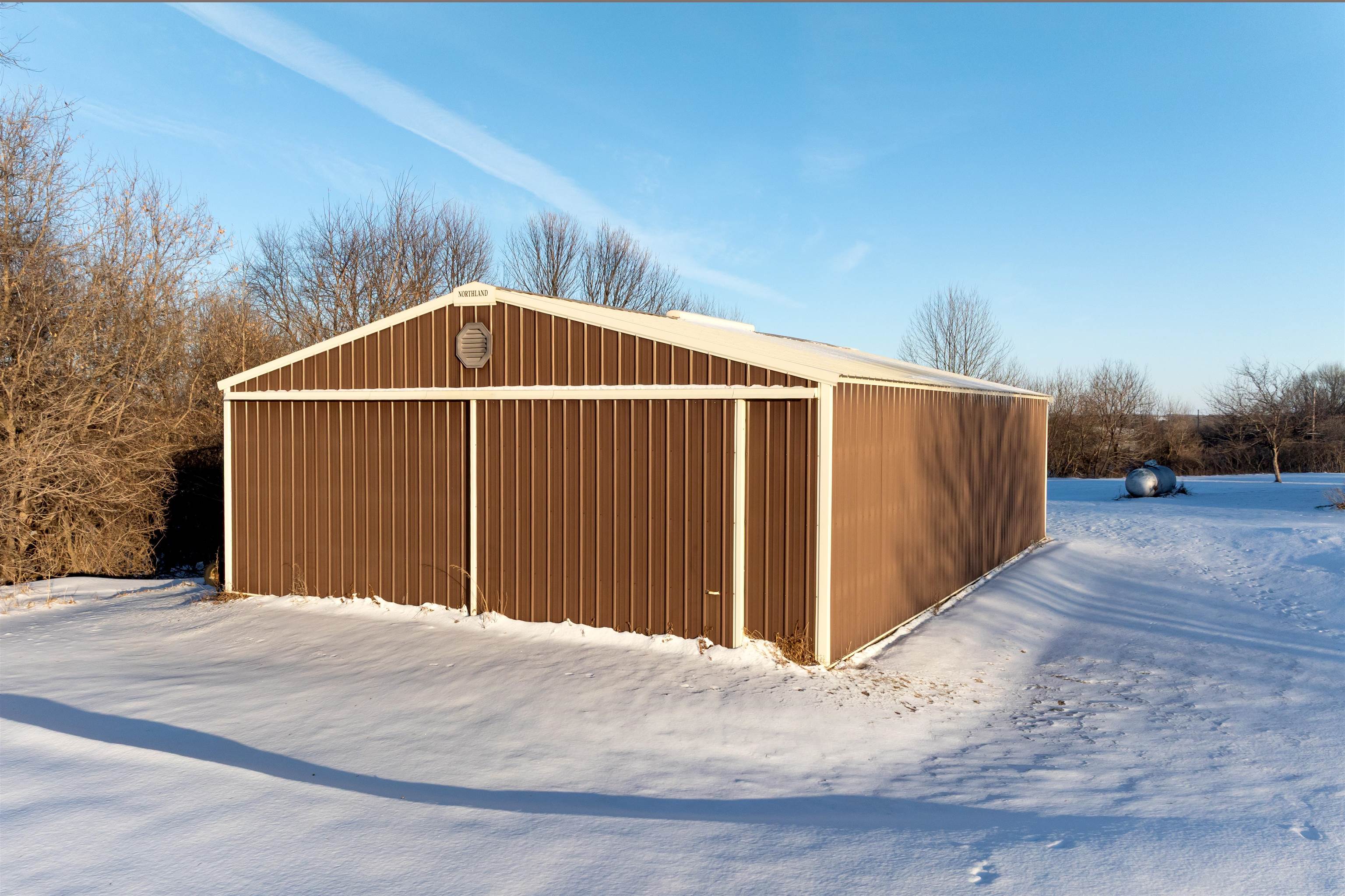 9268 Tri-County Road Ripon, WI 54971 - Photo 6 of 27