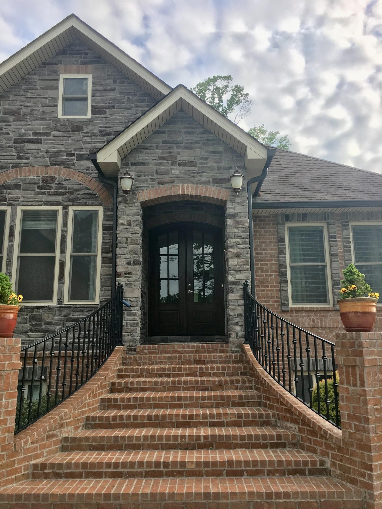 8316 Heiskell Road Powell, TN 37849 - Photo 1 of 33 Gallery Image 1