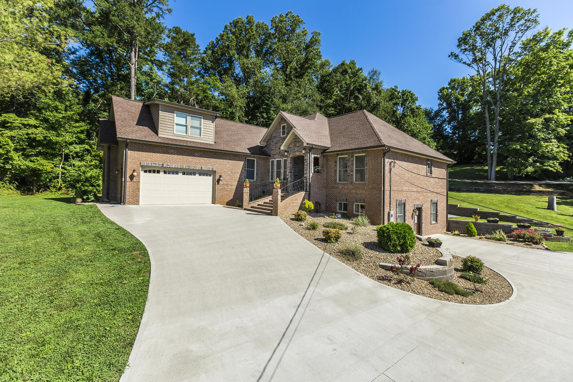8316 Heiskell Road Powell, TN 37849 - Photo 4 of 33 Gallery Image 4