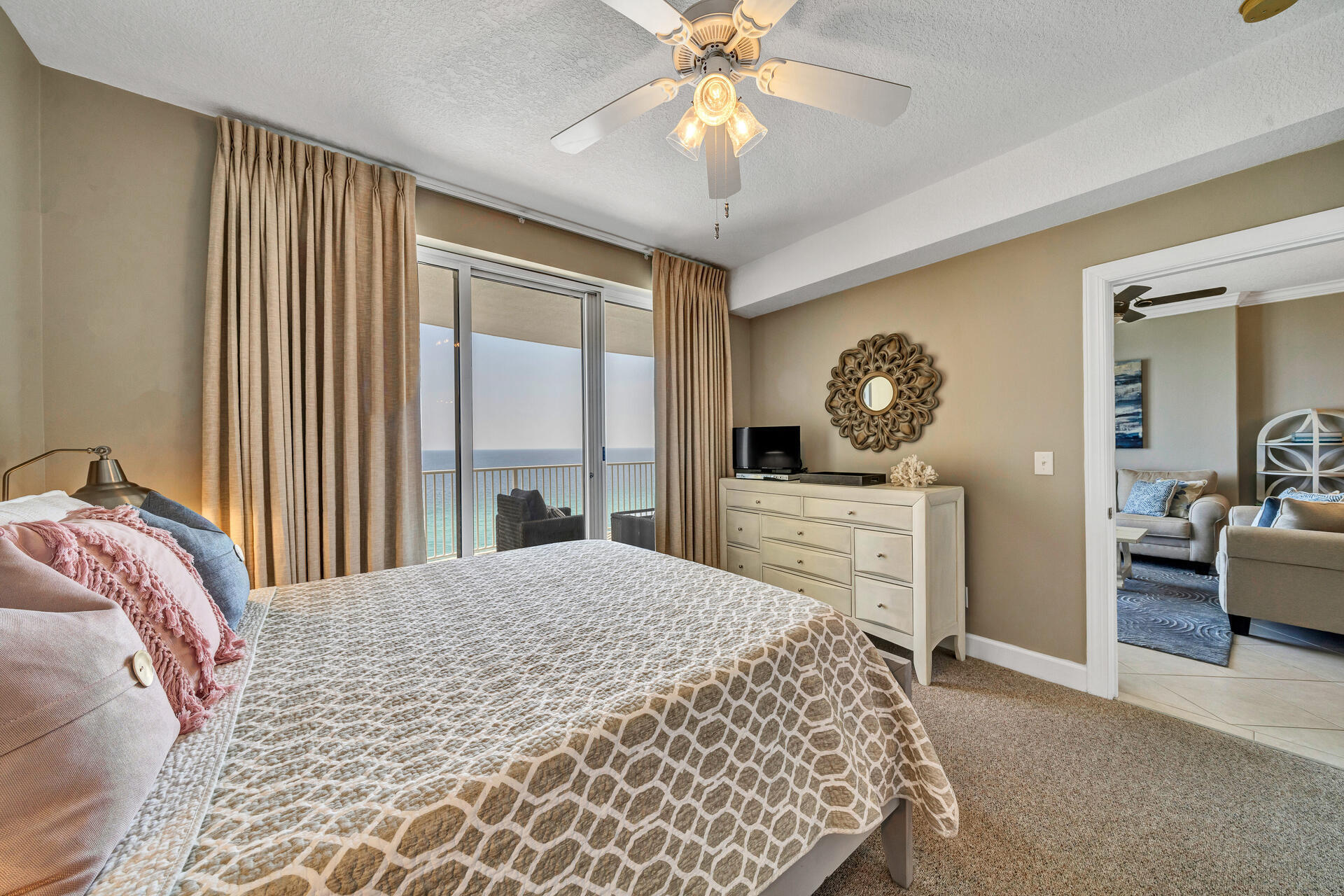 17545 Front Beach Road, Unit 1606 Panama City Beach, FL 32413 - Photo 8 of 16 17545 Front Beach Rd Unit 1606 Panama Ci