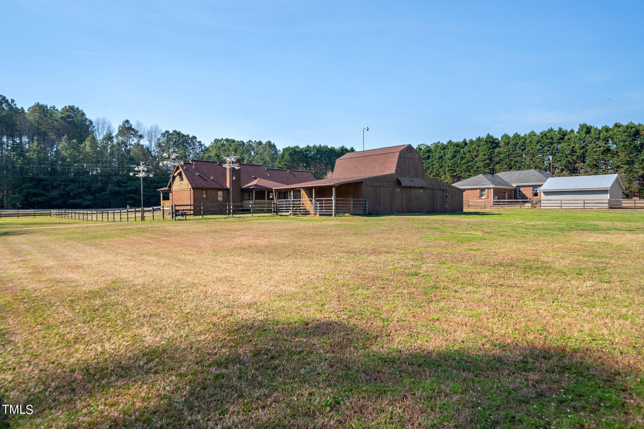 5033 Olde South Road Raleigh, NC 27606 - Photo 28 of 32 28