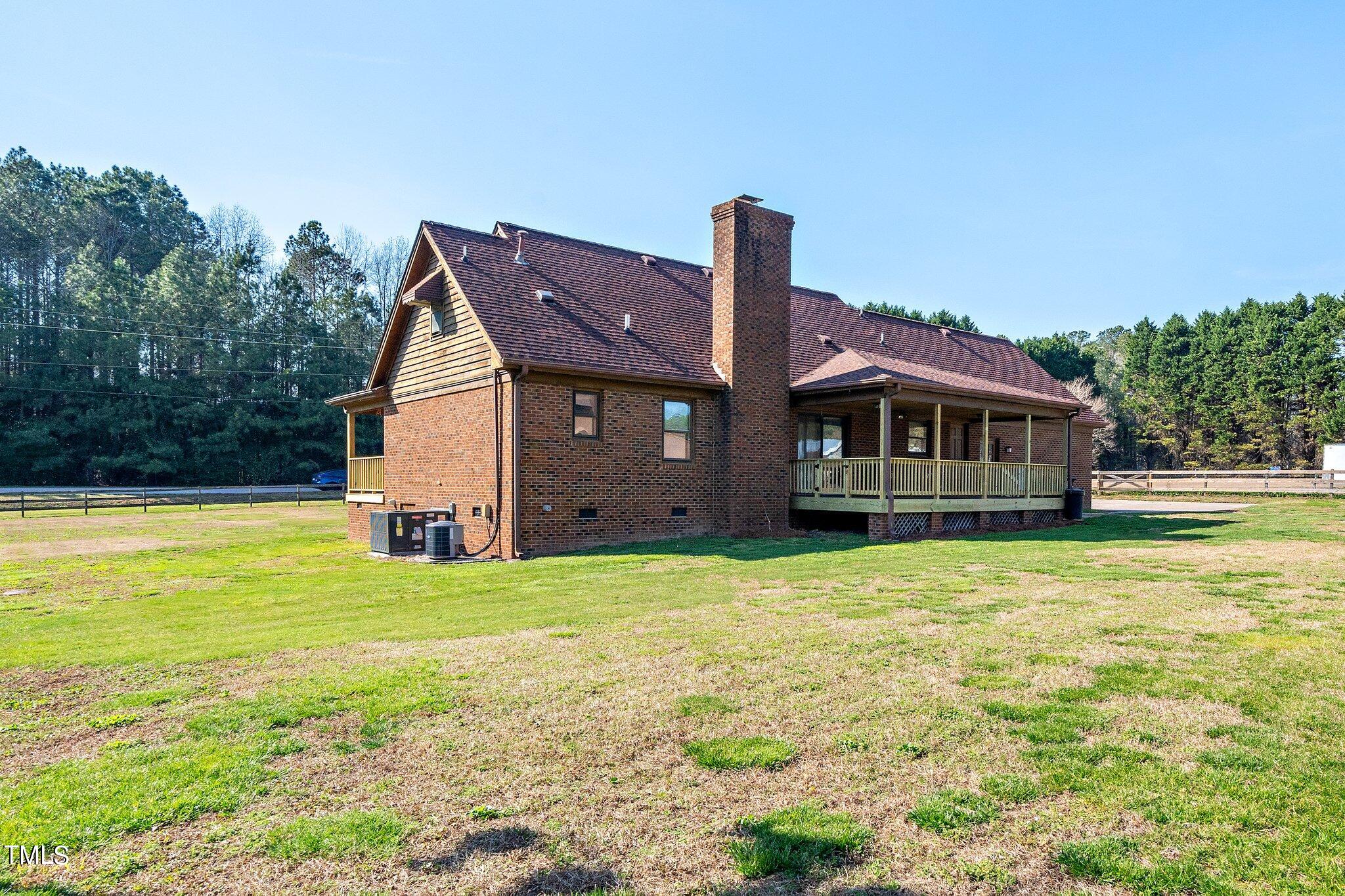 5033 Olde South Road Raleigh, NC 27606 - Photo 30 of 32 30
