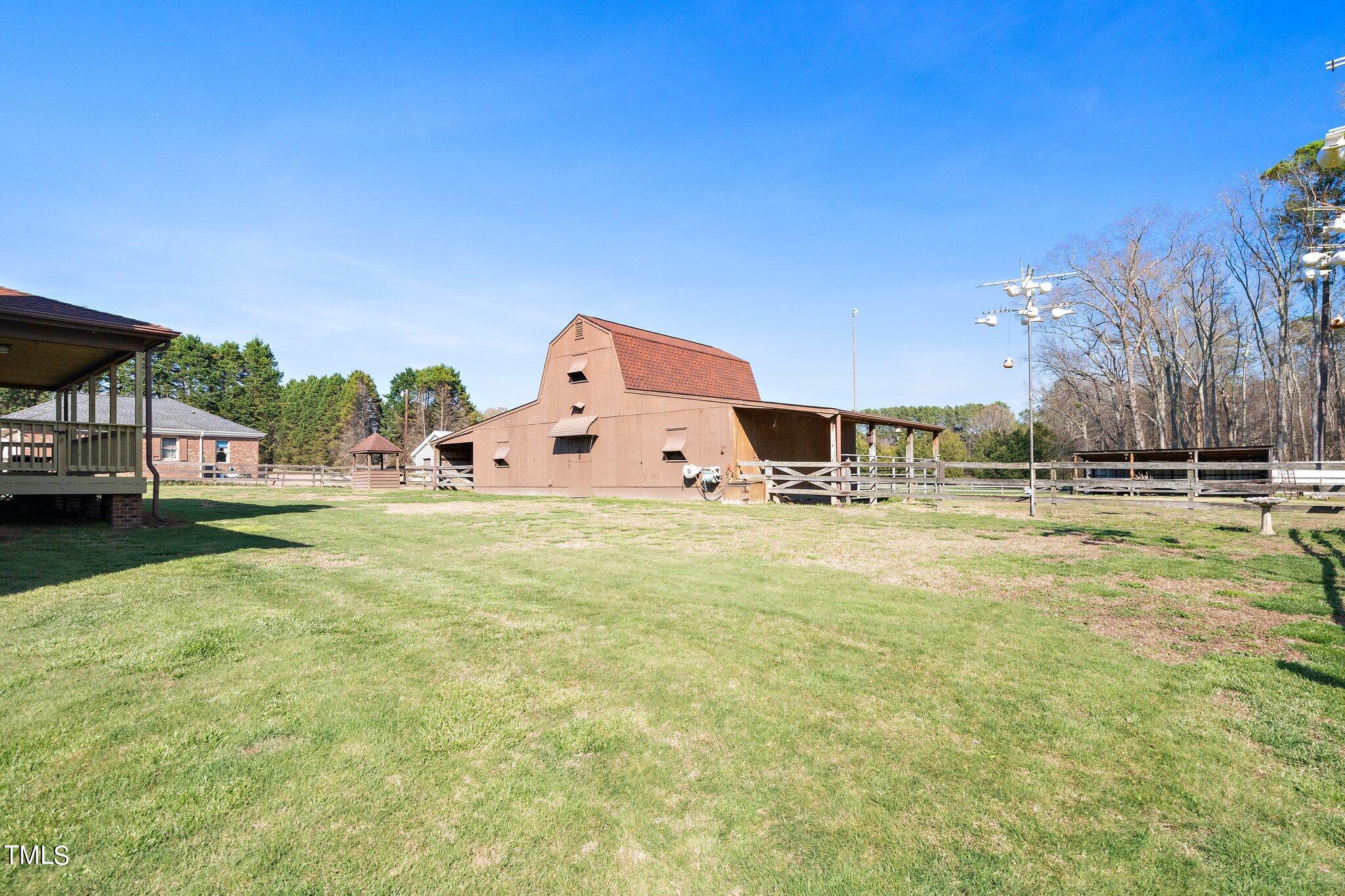 5033 Olde South Road Raleigh, NC 27606 - Photo 31 of 32 31
