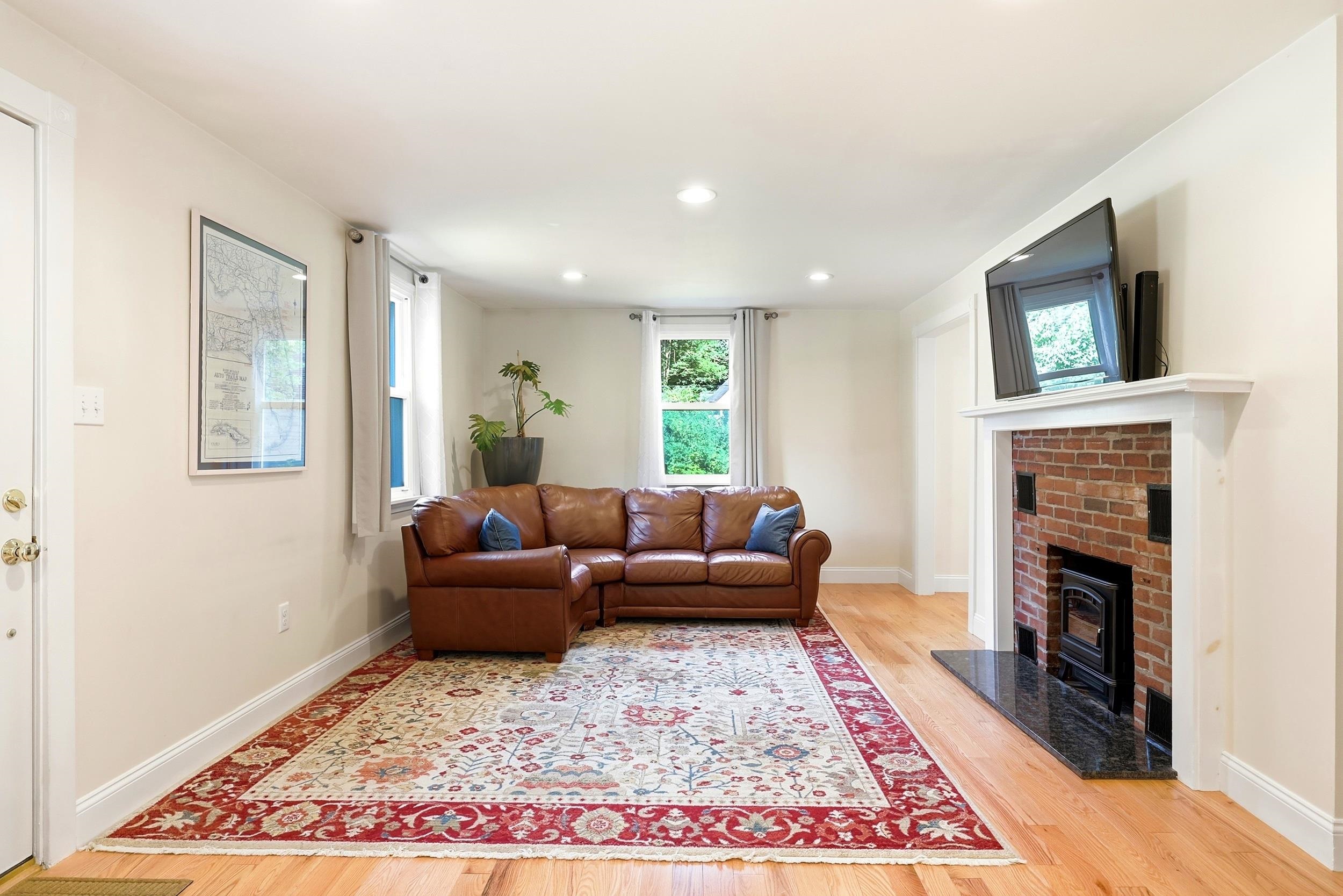 14 Hampton Falls Road Exeter, NH 03833 - Photo 5 of 56 Gallery Image 5