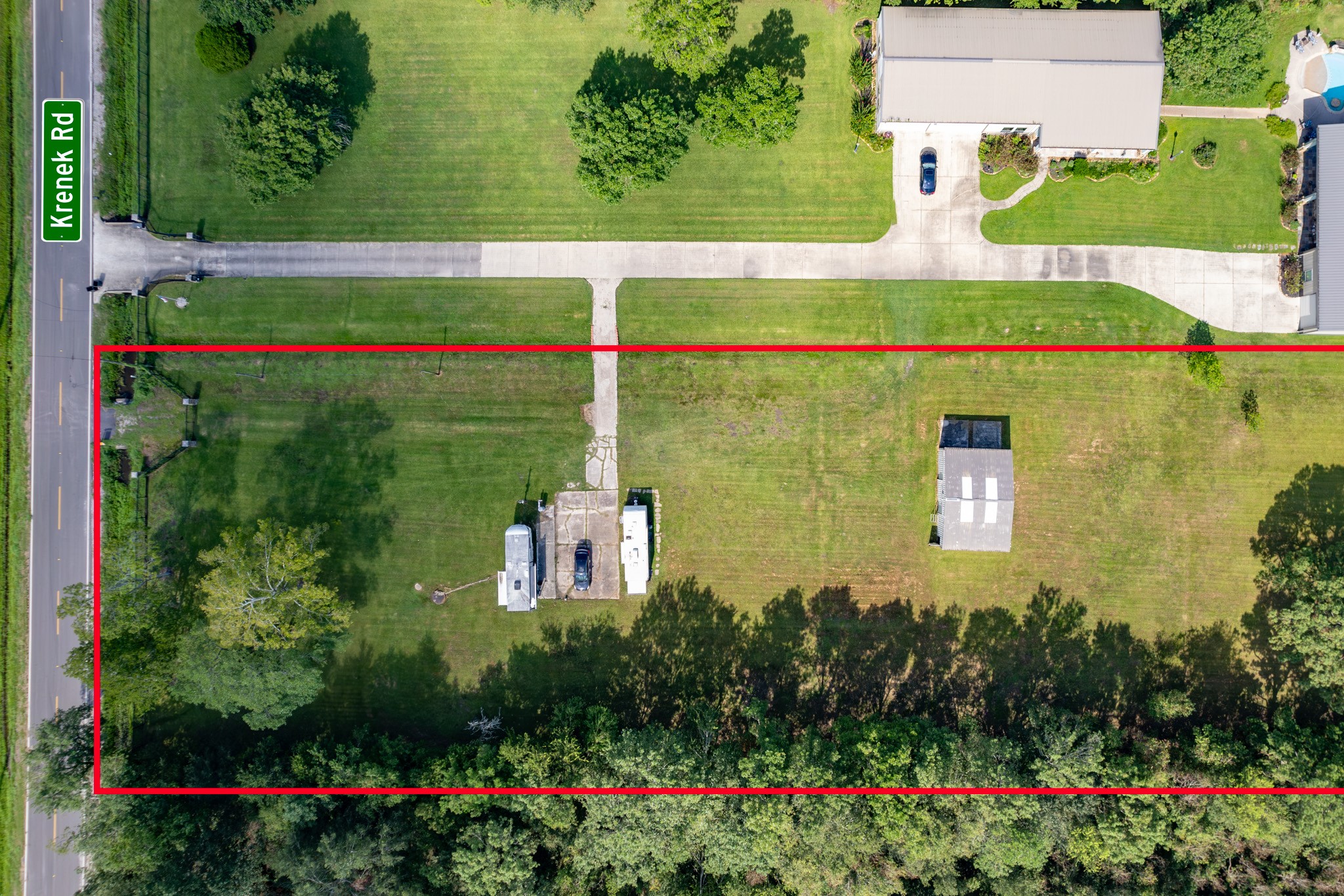 a view of front door with outdoor space