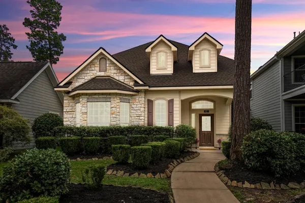 $2,950 | 63 Panterra Way, The Woodlands, TX 77382