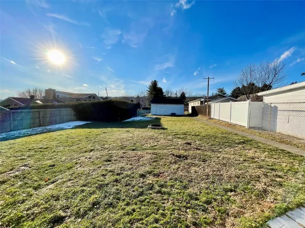 $2,350 | 705 North McKinley Avenue, Endicott, NY 13760