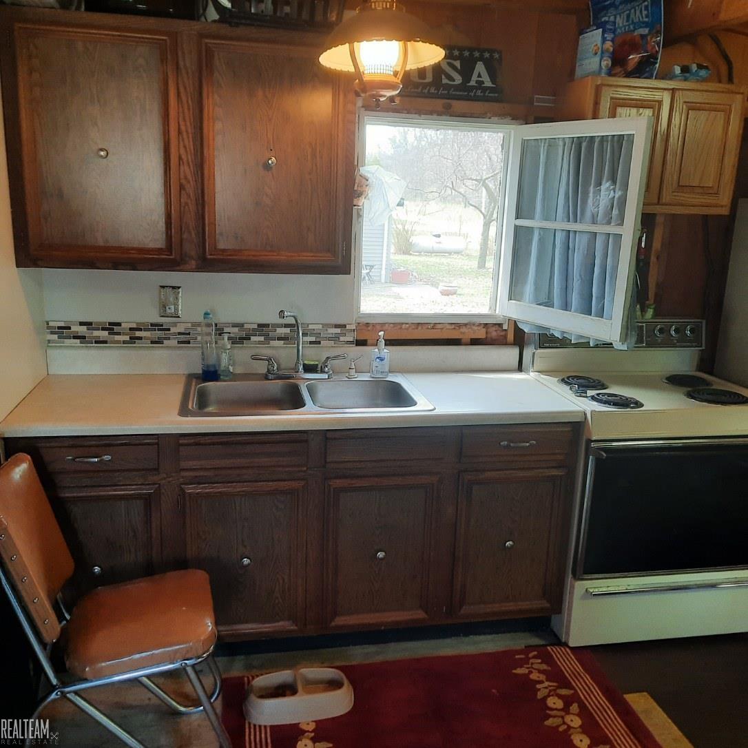 4190 East Stockwell Road Harrison, MI 48625 - Photo 5 of 20 Gallery Image 5