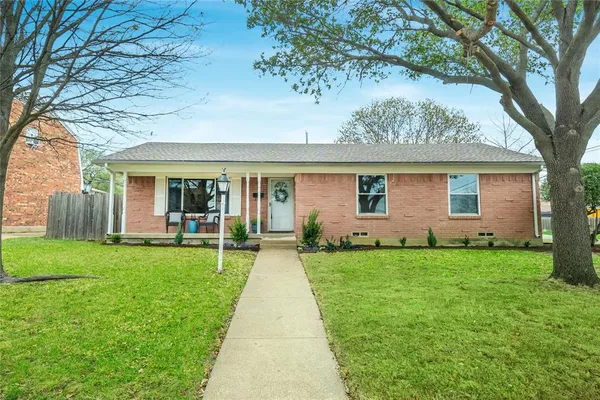 $374,900 | 700 Kindred Lane, Richardson, TX 75080