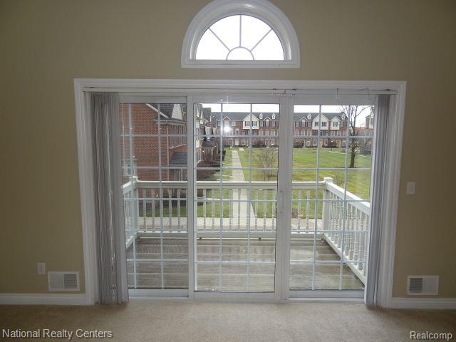 45707 North Stonewood Road Canton, MI 48187 - Photo 11 of 24