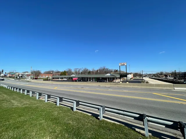 $1,500,000 | 511 Rockland Road, Lake Bluff, IL 60044