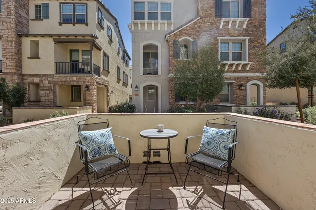 $415,000 | 1743 East Bridgeport Parkway, Gilbert, AZ 85295