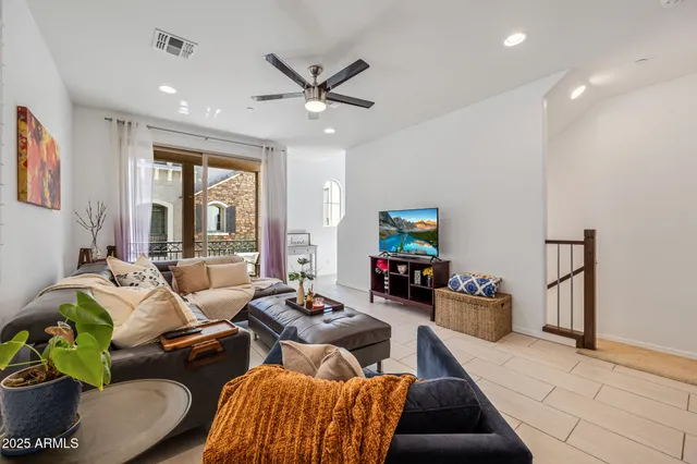 $415,000 | 1743 East Bridgeport Parkway, Gilbert, AZ 85295