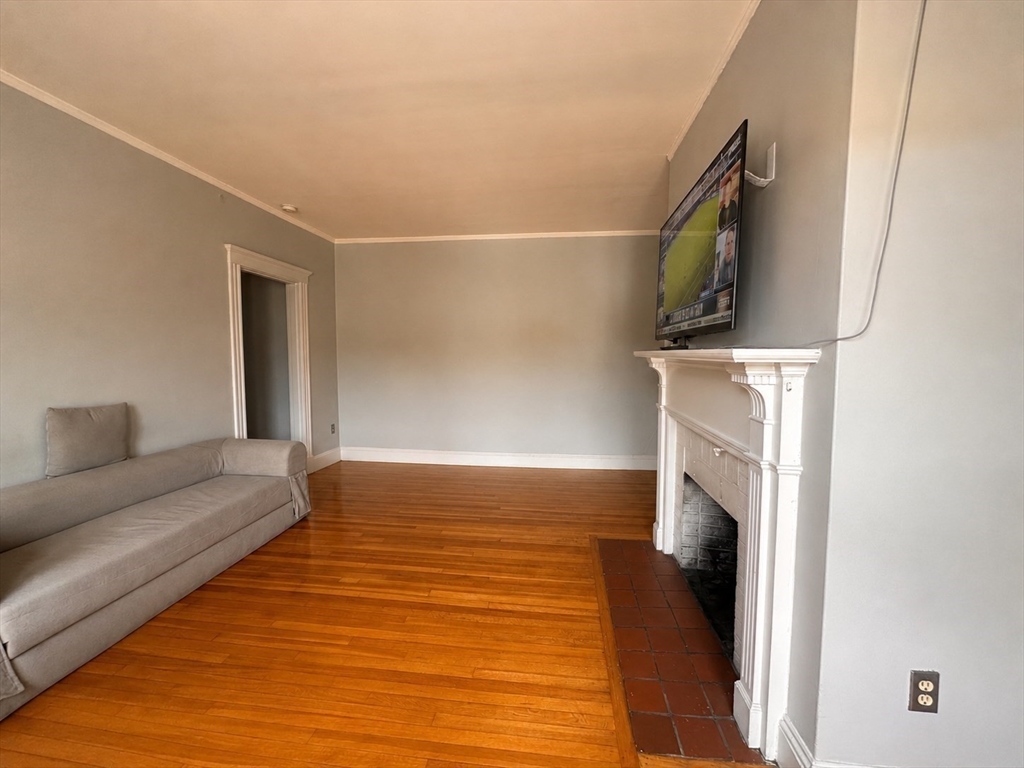 1982 Commonwealth Avenue, Unit 4 Boston, MA 02135 - Photo 6 of 17