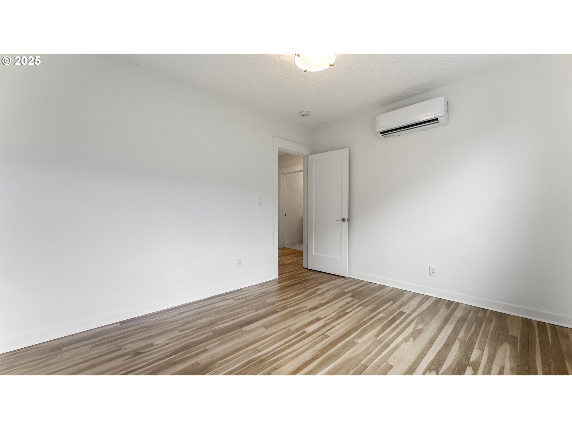 1838 Northeast 65th Avenue Portland, OR 97213 - Photo 17 of 40