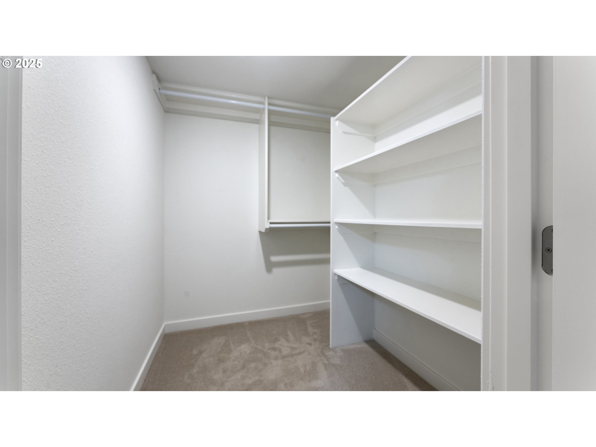 1838 Northeast 65th Avenue Portland, OR 97213 - Photo 26 of 40