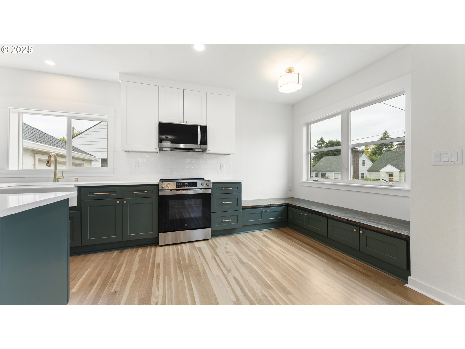 1838 Northeast 65th Avenue Portland, OR 97213 - Photo 6 of 40