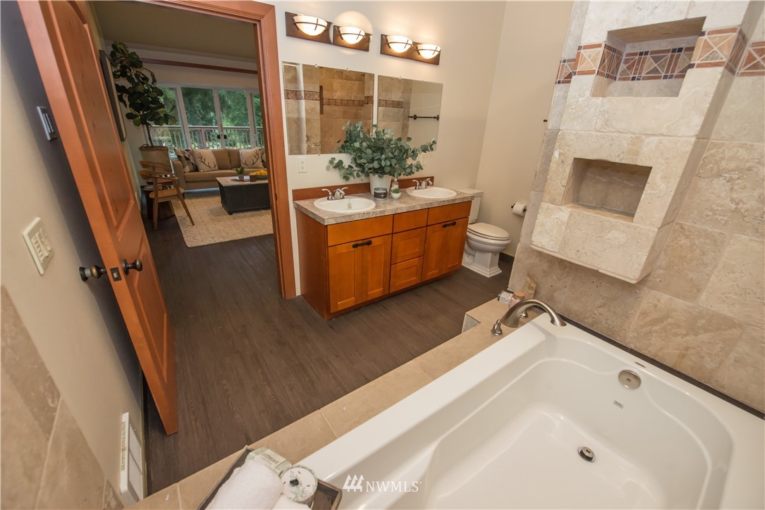 13219 Odell Road Northeast Duvall, WA 98019 - Photo 16 of 32 Gallery Image 16