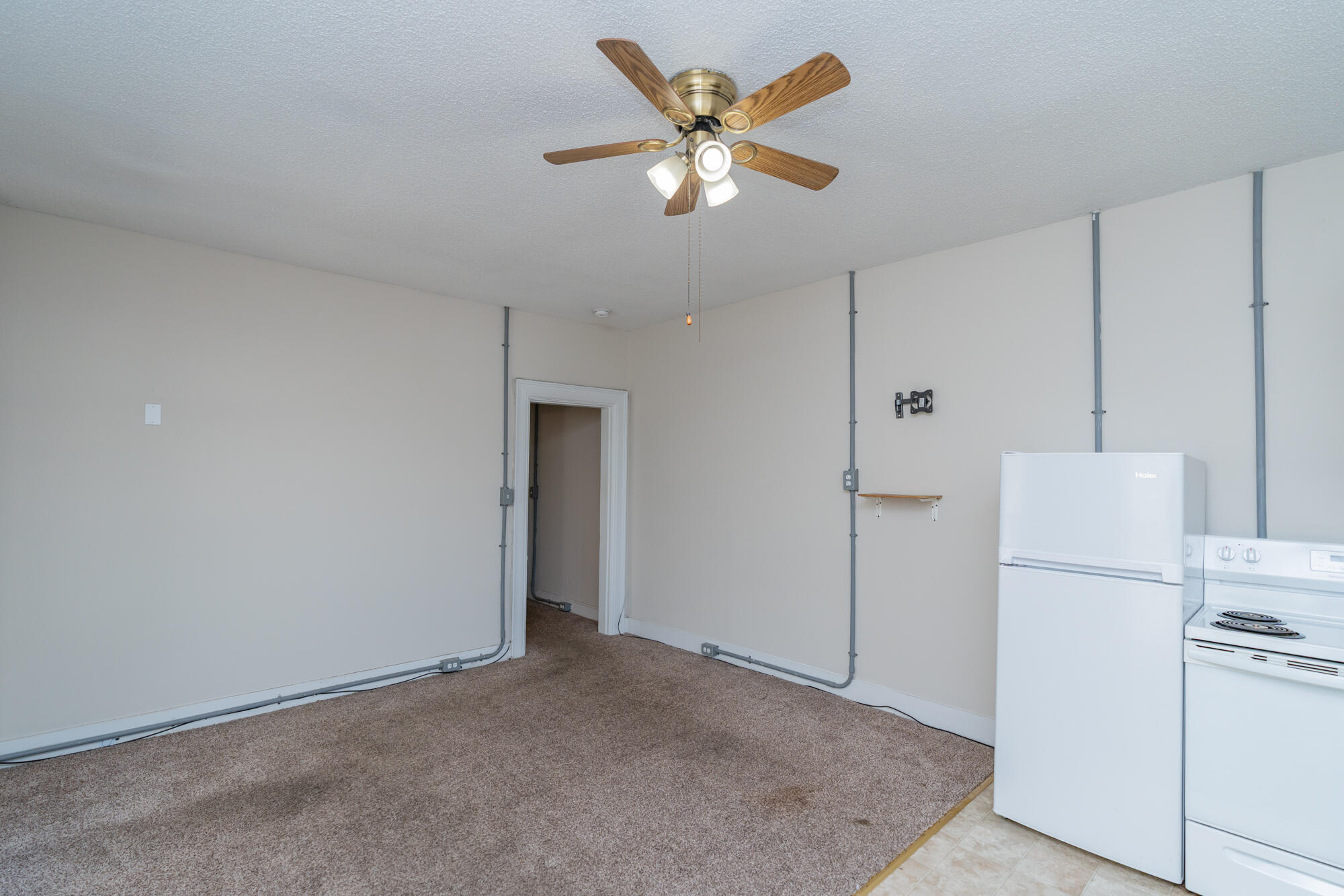 820 Oak Street, Unit 4 Chattanooga, TN 37403 - Photo 4 of 10 820oakapt4-3