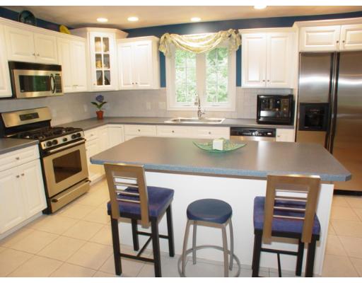 440 Waverly Road North Andover, MA 01845 - Photo 16 of 23 Gallery Image 16