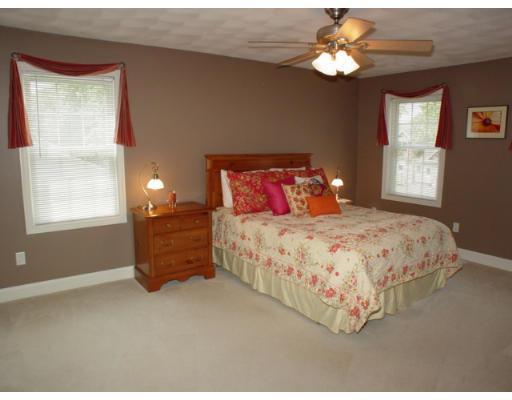 440 Waverly Road North Andover, MA 01845 - Photo 5 of 23 Gallery Image 5