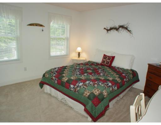 440 Waverly Road North Andover, MA 01845 - Photo 6 of 23 Gallery Image 6