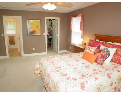 440 Waverly Road North Andover, MA 01845 - Photo 9 of 23 Gallery Image 9