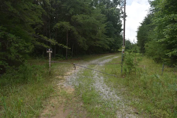 $2,400,000 | 16226 Highway 50, Altamont, TN 37301
