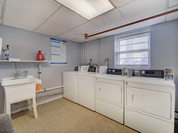 $1,850 | 741 Bloomfield Avenue, Unit A2, Verona, NJ 07044